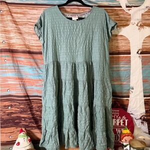 Knox Rose Textured green Midi Dress